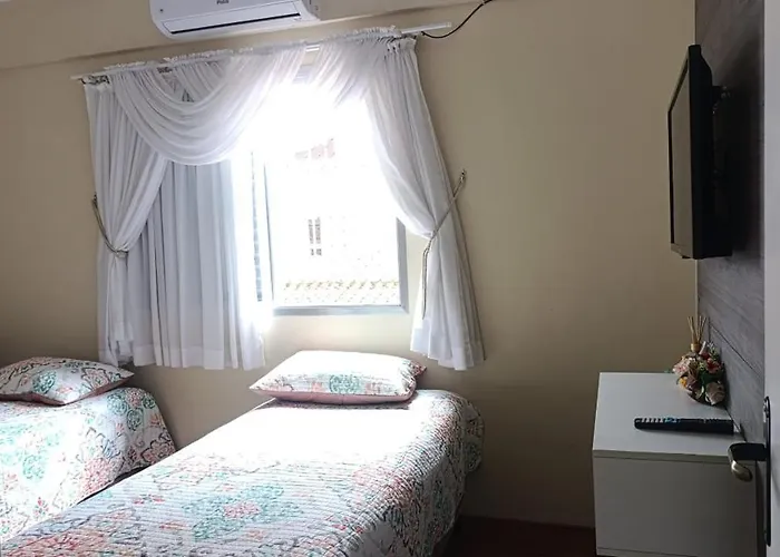 Familia Rodrigues 2 Apartamento Guarujá